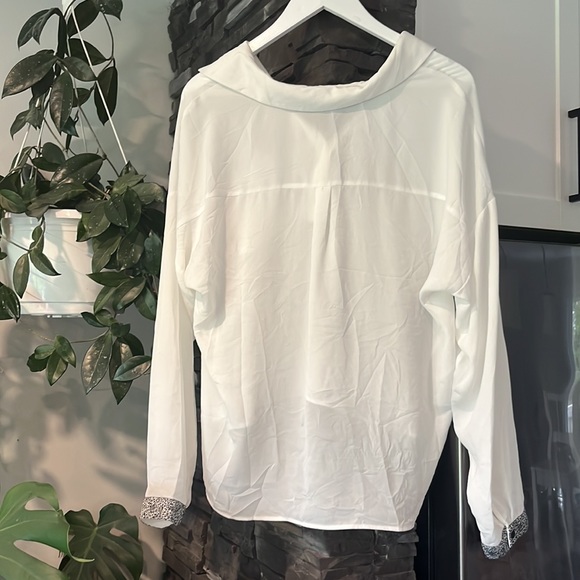 Zara blouse with leopard print detail - Picture 6 of 6